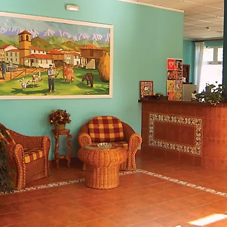 Aguila Real 3* Onís