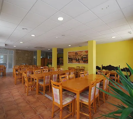 Aguila Real Hotell 3*